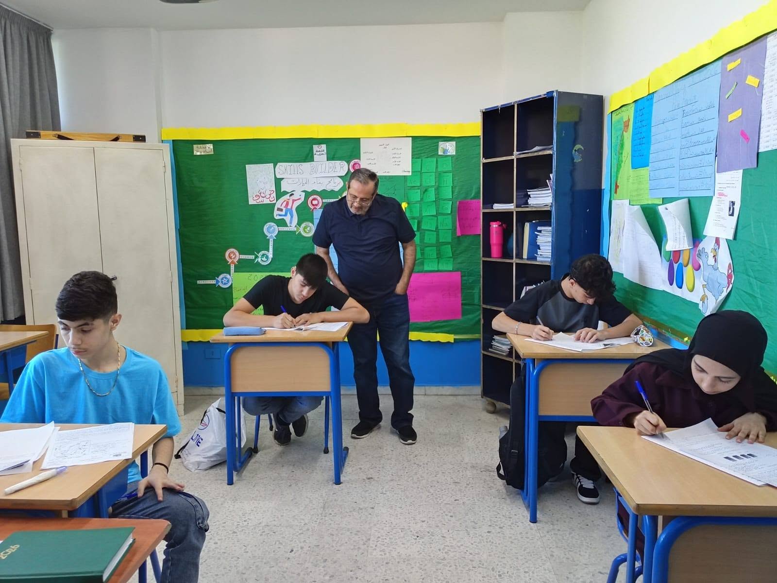 إطلاق امتحانات الصف التاسع حضورياً في مؤسسة الهادي